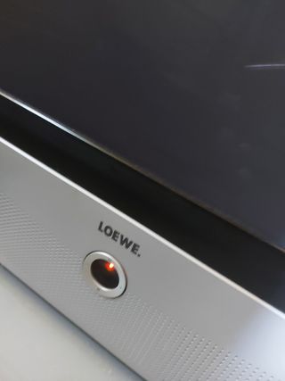 Televisor LOEWE Xelos A 42" azul