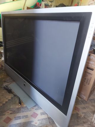 Televisor LOEWE Xelos A 42" azul