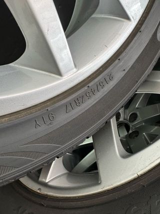 LLANTAS GRUPO VAG EN 17
NEUMATICOS:
!215/45R17 91Y