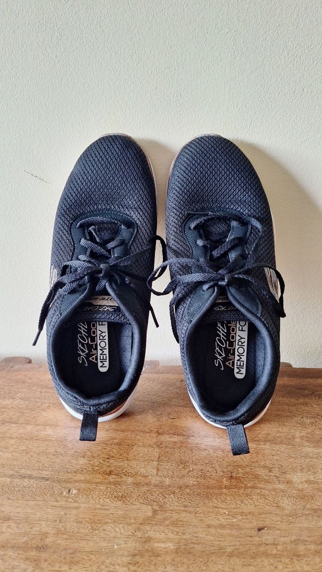 Scarpe Skechers Air Cooled Memory Foam - Nere