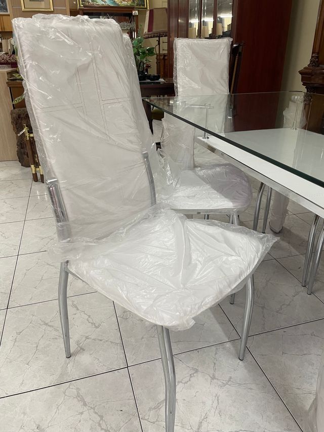 MESA DE CRISTAL PARA COMEDOR + 6 SILLAS NUEVA