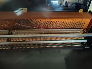 Se vende piano Young Chang de 2 mano