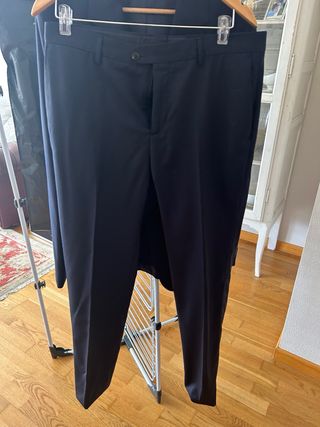 Traje Zara hombre azul marino - Talla 48