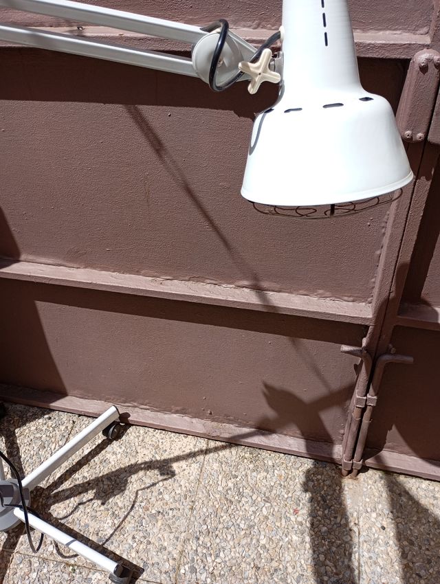 Lámpara infrarroja masaje