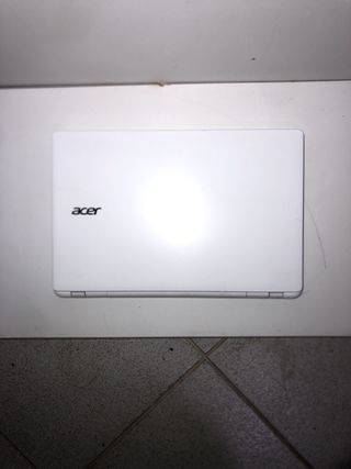 Acer Aspire V3 572G i7 4th Gen