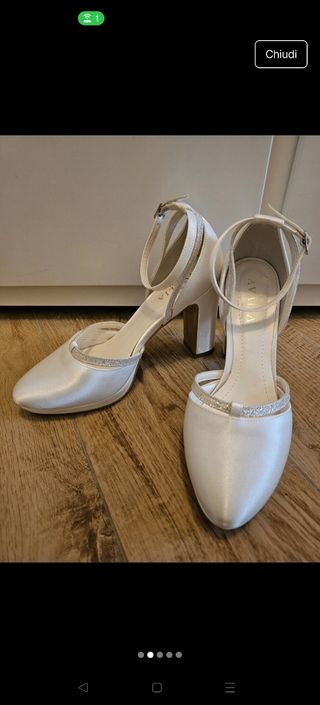 Scarpe da sposa bianche e argento