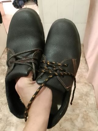Zapatos de trabajo 44