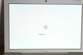 MacBook 13" Blanco 2009 A1181.