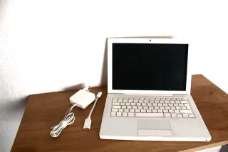 MacBook 13" Blanco 2009 A1181.