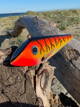 Muestras,señuelos de 40 cm para atún 2'2 kg .