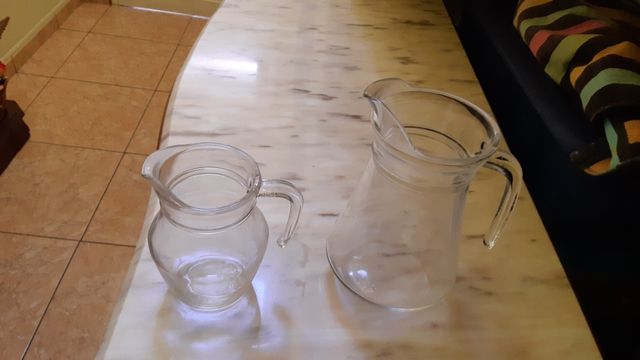2 Jarras de agua de cristal