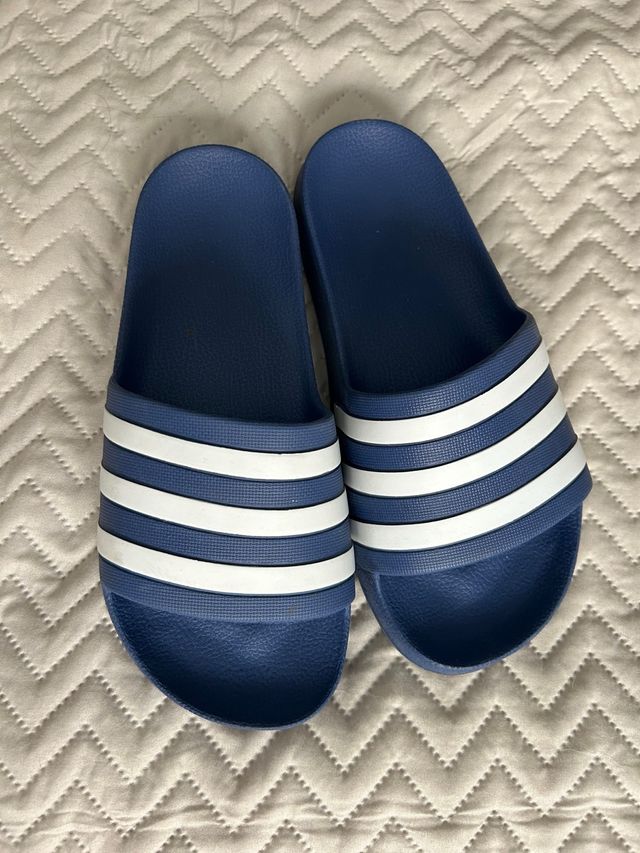 Chanclas Adidas azules