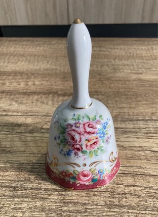 Piccola campana in porcellana di Limoges