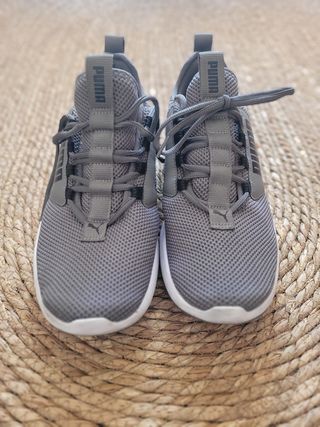 Zapatillas Puma grises - Talle 44 EUR