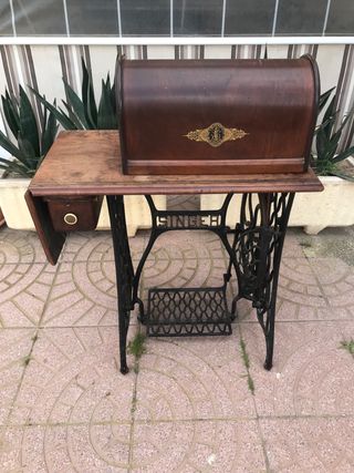 Máquina coser Singer Antigua