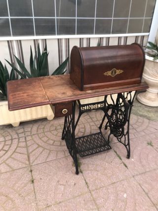 Máquina coser Singer Antigua