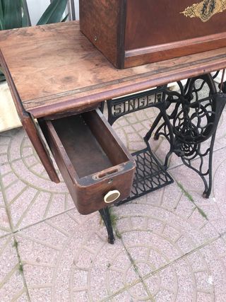 Máquina coser Singer Antigua