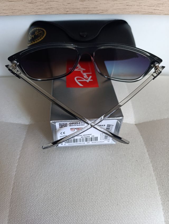 Ray Ban RB4147 Flash