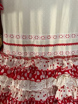 Traje Flamenca Rojo y Beige
