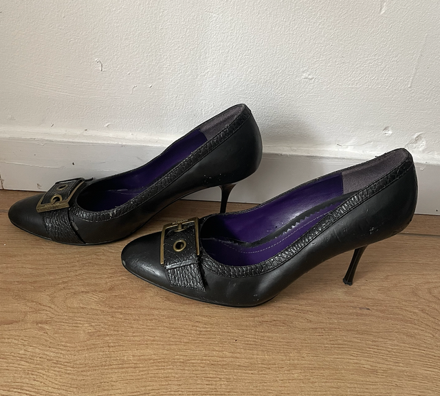 Tacones Morgan Negros con Hebilla