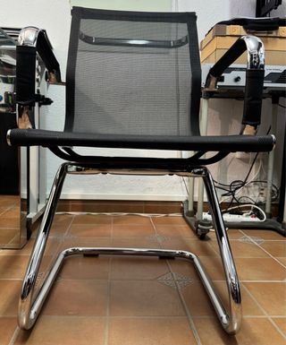 Silla escritorio metálica fija sin ruedas