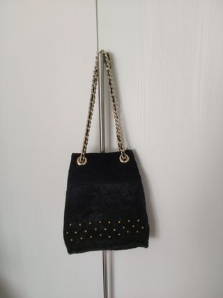 Bolso bombonera, negro terciopelo tachuelas