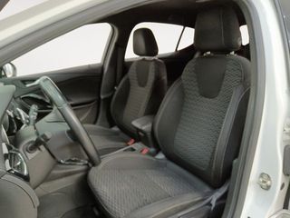 Opel Astra Dynamic S&S