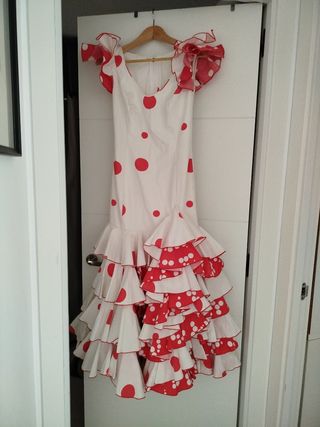 Vestido lunares rojo y blanco