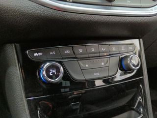 Opel Astra Dynamic S&S