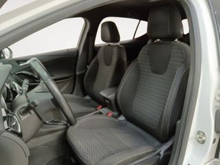 Opel Astra Dynamic S&S