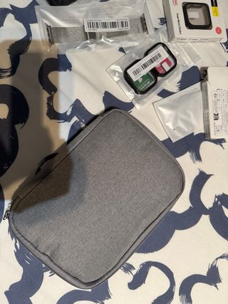 Correas Apple Watch, protectores y funda.