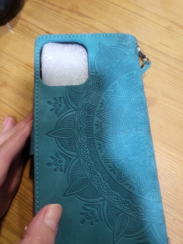 Funda móvil turquesa con mandala