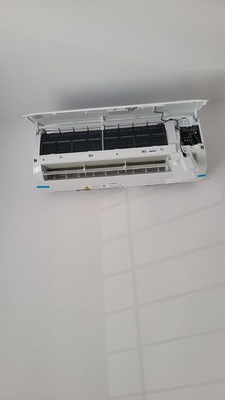 Instalador técnico aire acondicionado 
