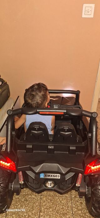 Coche eléctrico infantil UTV-MIX