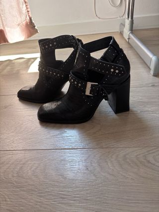 Botines Zara negros tacón grueso