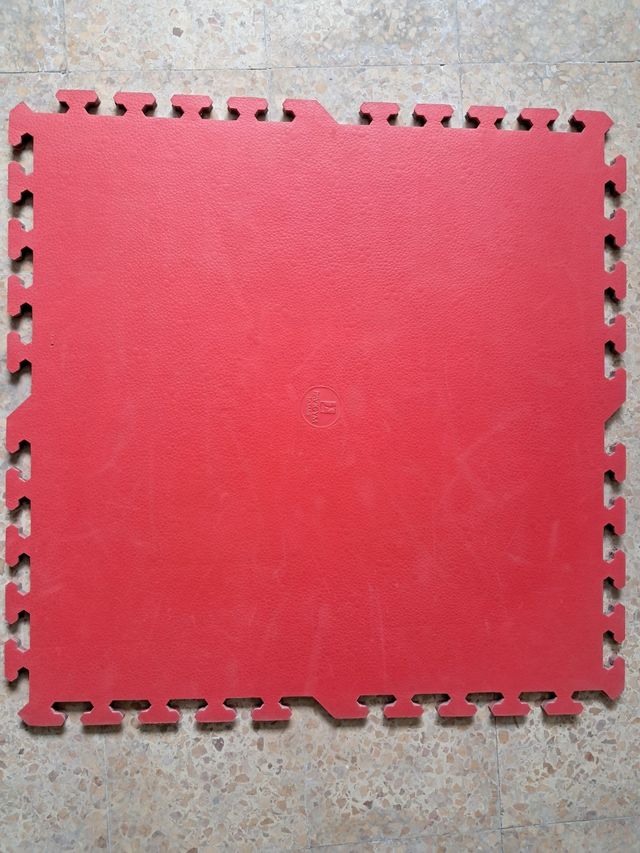 Colchonetas gimnasio rojas