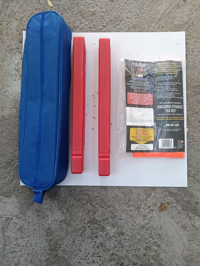 Kit emergencia coche: 2 triángulos + chaleco