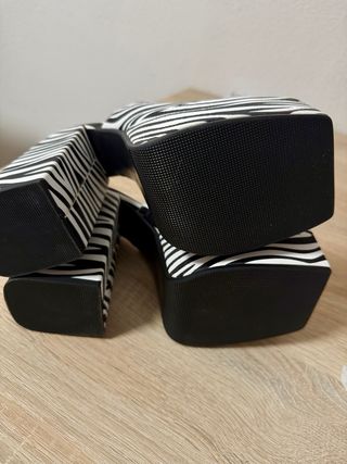 tacones zebra