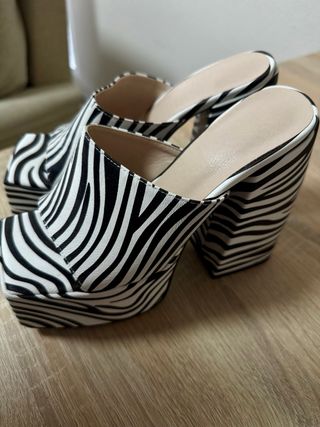 tacones zebra