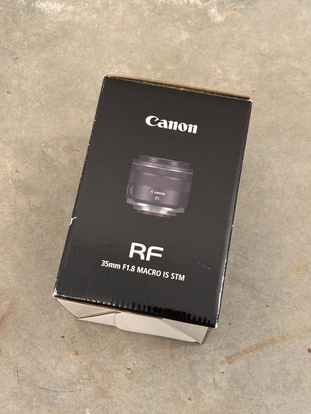 Objetivo Canon RF 35mm 1.8 Macro IS STM