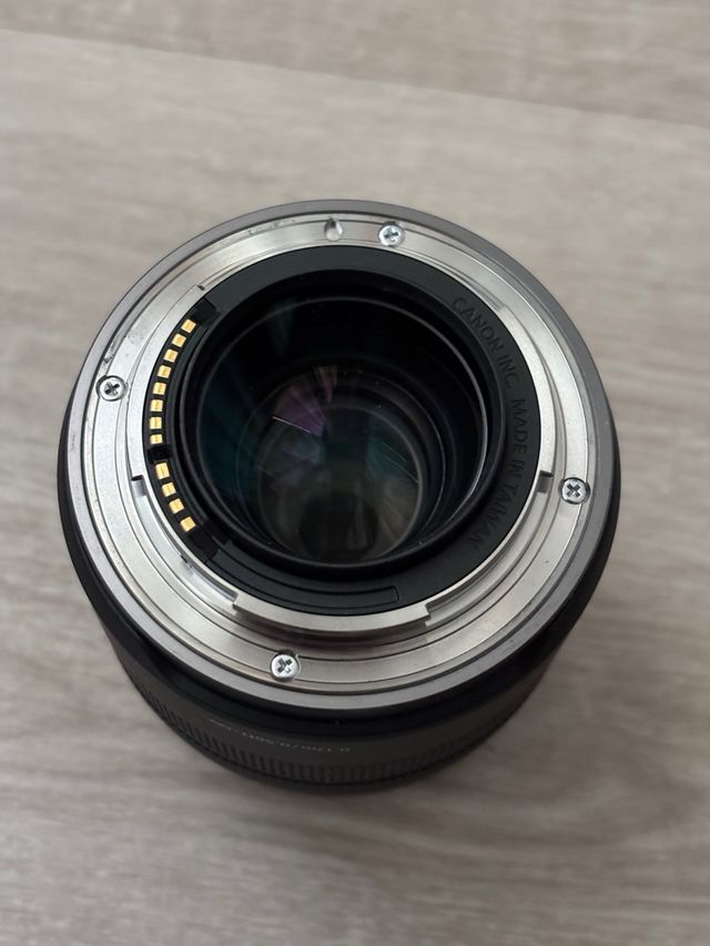 Objetivo Canon RF 35mm 1.8 Macro IS STM