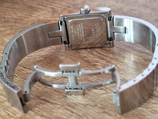 Reloj Tissot Mujer - Plata y Blanco