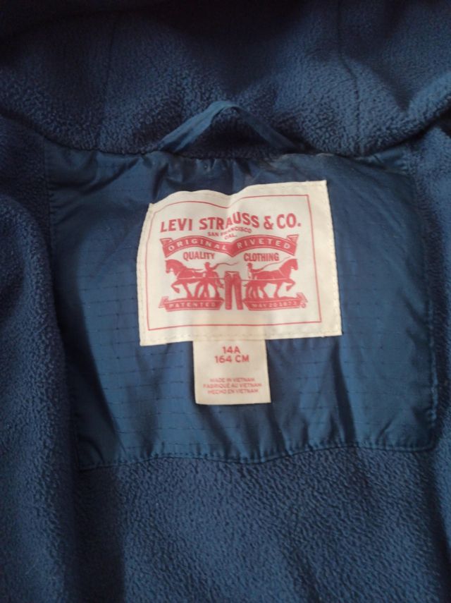 Abrigo Levi's niño talla 14A