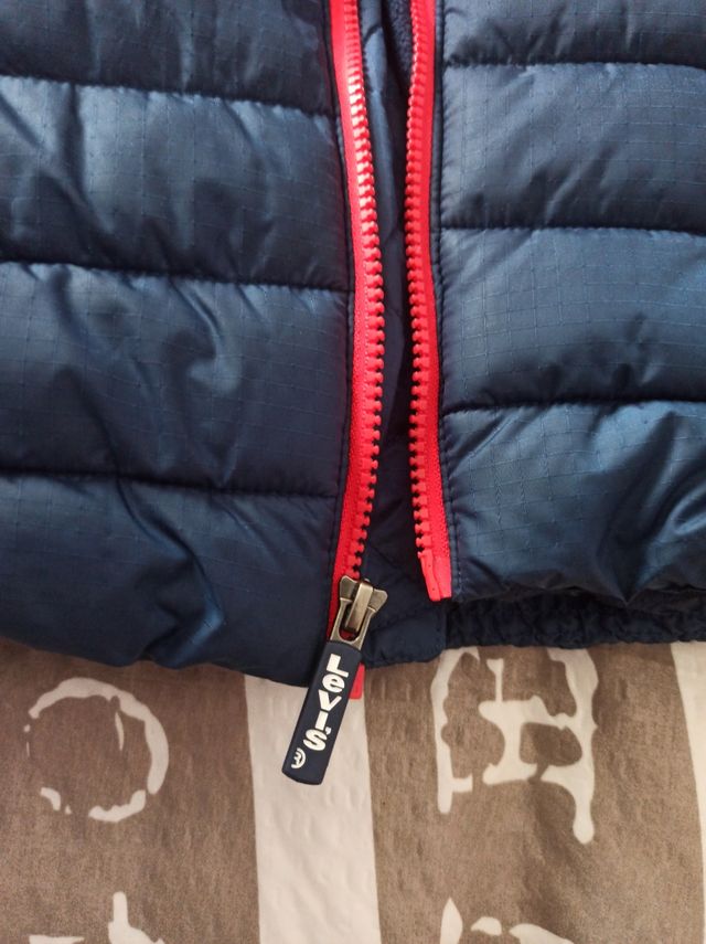 Abrigo Levi's niño talla 14A