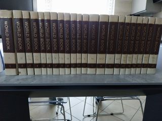 Enciclopedia world book usata. 