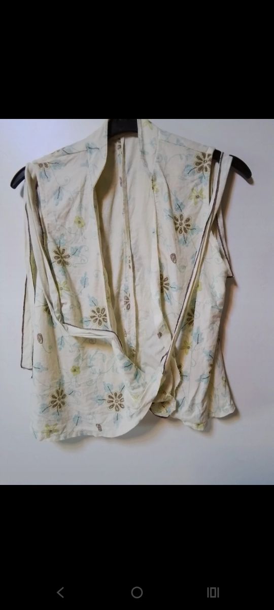 Falda y blusa rociera 