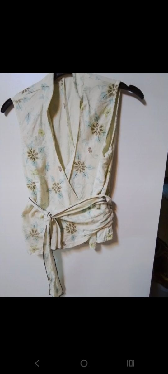 Falda y blusa rociera 