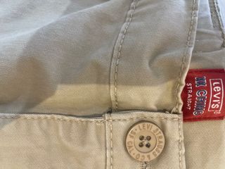 Pantalon corto levis 