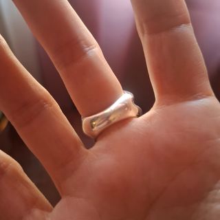 Precioso anillo Tous nueva colección nacar