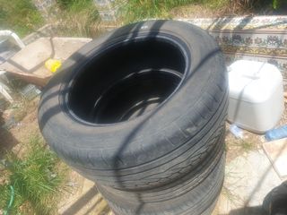 Neumaticos semi nuevos .muy poco uso los 4